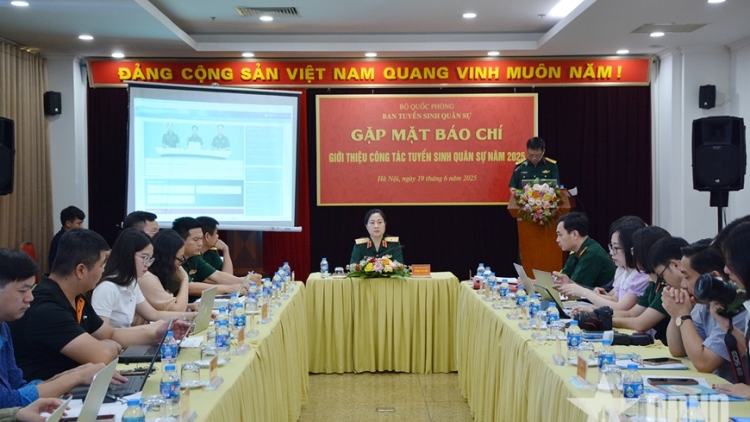 TUYỂN SINH QUÂN SỰ C’MOO 2025 TING 3 C’LÂNG BH’RỢ