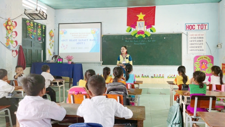 NINH THUAN SANGKA BA SAP RAGLAI TAME PATO DALAM DOM SANG BAC TIEU HOC