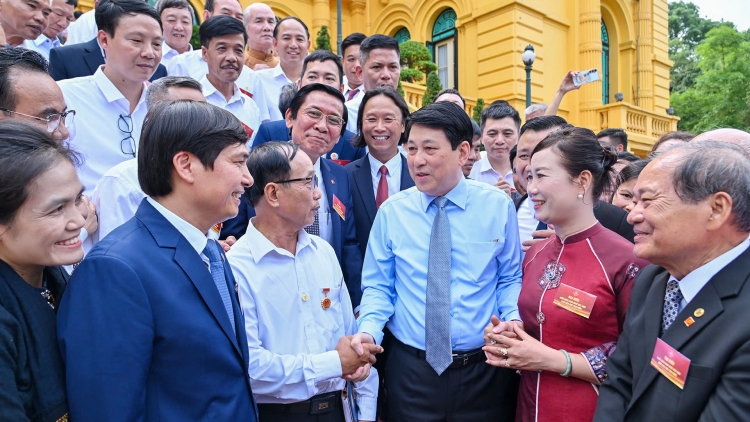 Kăn xiâm hnê ngăn tơnêi têa trâm mâ mâu ngê̆ nhân pơlê ki hôm ‘na cheăng kâ rêh ối