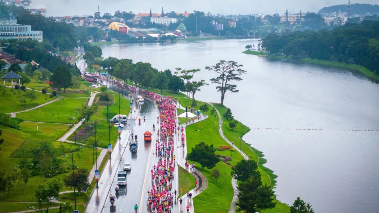 Đà Lạt phiu ro apoăng rơnó pơtê hriâm: Tíu tơkêa pơtê, tơdjêp mơ’no liăn cheăng