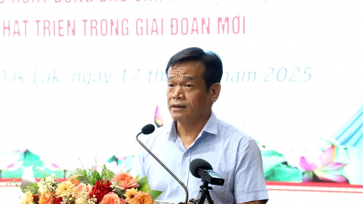 Akŏ pơjing khul čih tơlơi pơhing lăp djơ̆ bruă mă rơnuk phrâo