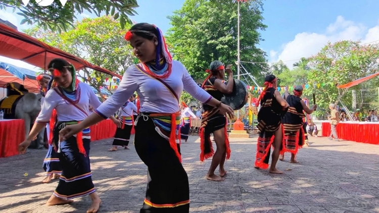 MÚA CÀ ĐÁO LÂNG TẾT NGÃ RẠ ÂNG MA NƯIH COR COH CHR’HOONG TRÀ BỒNG NĂC C’KIR VĂN HÓA PHI VẬT THỂ K’TIÊC K’RUUNG