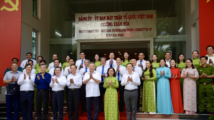 Tổng Bí thư dăr lăng tơdrong bơ̆ jang đơ̆ng Khul kơdră pơgơ̆r tơring 2 tăl tơ̆ plt HCM