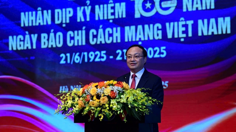 Rơ’jíu Việt Nam leh tơbâ 100 hơnăm Hlá tơbeăng kăch măng