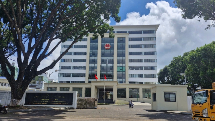 Gia Lai lông ngă lăng hlâo bruă ƀơi phường Pleiku