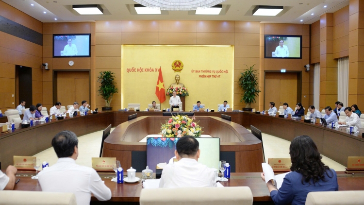 Pơsit tong tơlơi gơgrong čung ba, črâo ba mơng Ƀirô Khua pơ ala mơnuih ƀôn sang dêh čar, Kơnuk kơna