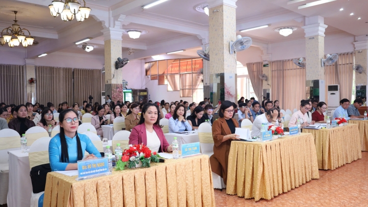  ជួយបងប្អូននារីសំរាលកូនប្រកបដោយសុវត្ថិភាព និងថែទាំសុខភាពជូនកុមារនៅតំបន់ក្រលំបាកខ្លាំងចំណុះតំបន់ជនរួមជាតិភាគតិច និងតំបន់ភ្នំ។ 