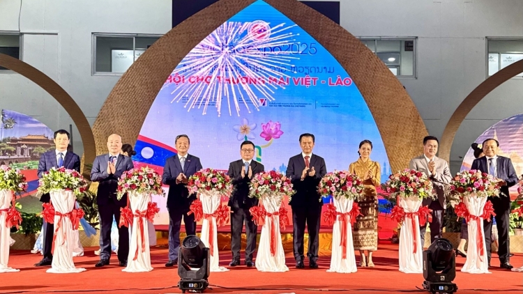 ពត៌មាន ម៉ោង ១៥