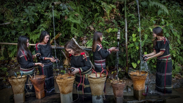 Thế rak thông têa krông, kơno têa, rak ngăn tơnêi