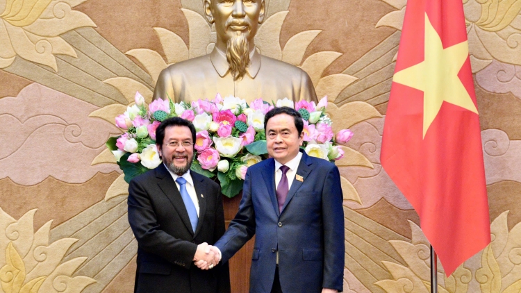 Khua git gai pơ ala mơnuih ƀôn sang dêh čar tŭ jum Kơ-iăng Khua khul khua pơ ala ƀon lan dêh čar Indonesia