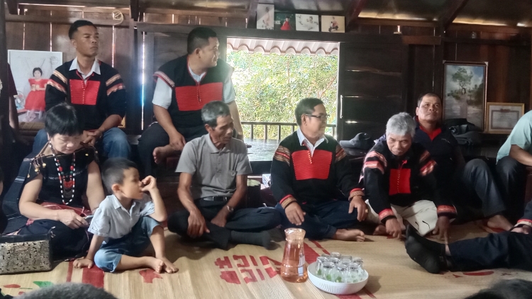 Rơkê plĕng dêi Leh pro nôu kuăn dêi mơngế Rơđế