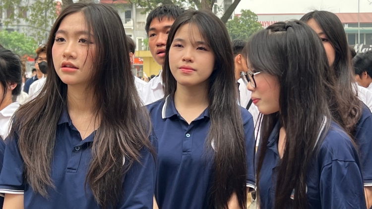 MENTRI PATO MEGRU BREI THAU TANUT DOM TO HOP MON DI MBANG PAKACAH TAMAT THPT 