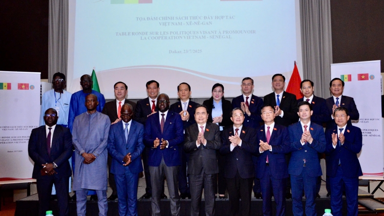 Kăn xiâm hnê ngăn Kuô̆k hô̆i Việt Nam ƀă Senegal veăng Tơpui tơno troăng hơlâ