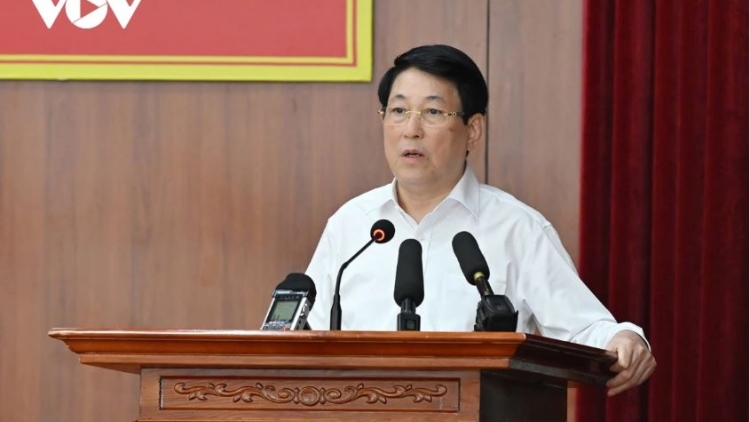 Kruanh dak Lương Cường râng rgum rƀŭn chi bộ thôn ta Quảng Ninh 