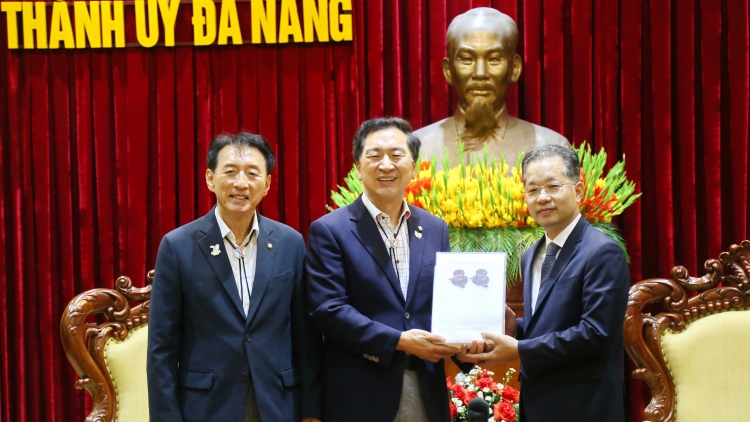 Mpồl Cau ala măt Quốk hội lơgar Hàn Quốk còp ƀòn dờng Đà Nẵng, tơnguh broă lơh broă bal wèt tus pơrjum APEC 2025