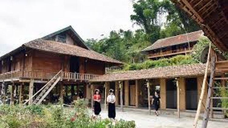 Quam kháo phổng Tày Bắc thứ  2 mự 28 căm bườn 7 pì 2025