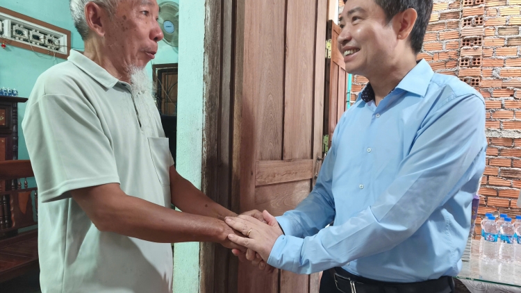 Dak Lak ntơm ƀư âk nau kan kơl an ân nŭih geh n’hâm kơl an cách mạng