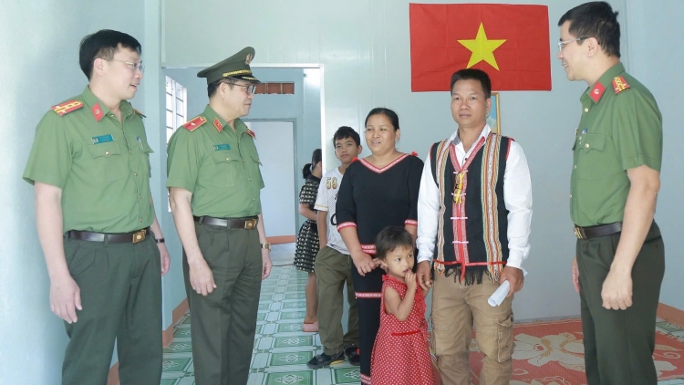 Têa tah hngêi pơtân, hngêi xi kơchoh- mơjiâng tuăn loi a mâu pơlê dêi Tây Nguyên