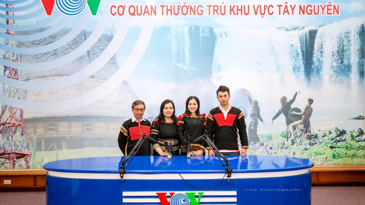 Phung mda asei dŭm boh ƀuôn čar Daklak kjăp ai tiê tui hlue Đảng 