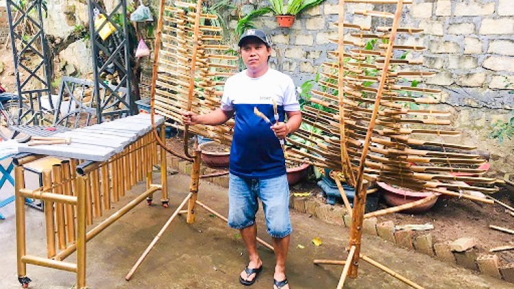 Tơlơi pơhing phrâo hrơi năm, lơ 16-8-2025