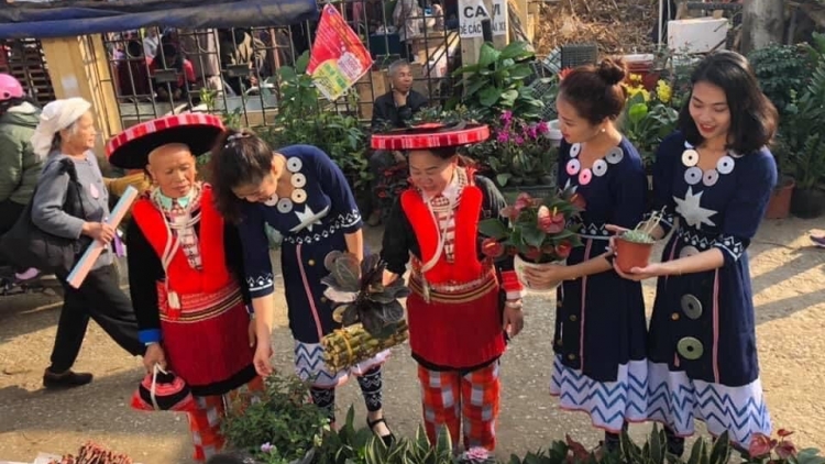 Phai paz nhây phiến thứ 6, hnoi 1/8/2025