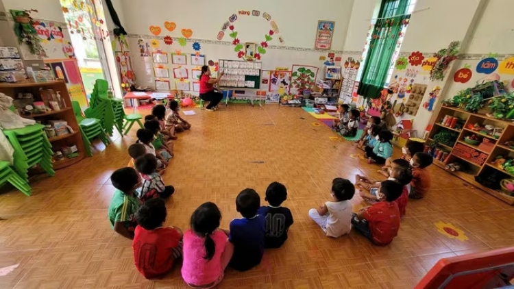 QUẢNG NGÃI: K’ĐƯƠI K’RONG BHRỢ K’NẶ 800 TỶ ĐỒNG BHRỢ, PA LIÊM BẤC TRƯỜNG HỌC TRUIH CA NOONG K’TIẾC