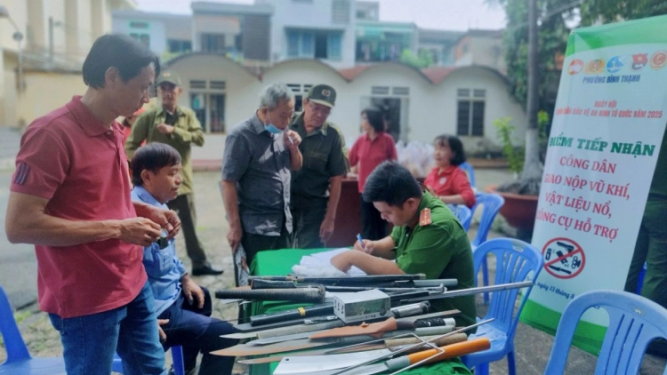 TUK BHAP BINI RAHRA GAM SAONG KARJA KHIK KARO KAJAP BHUM PALEI