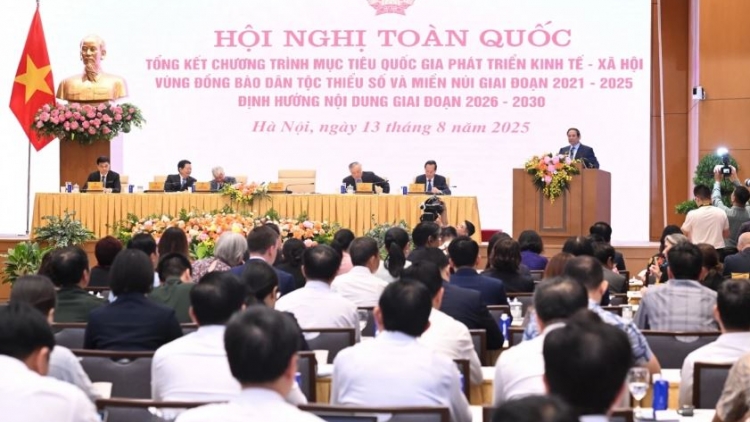 Pôa Phạm Minh Chính - Ngế pro xiâm hnê ngăn Chin phuh pơkuâ hôp lâp tơnêi têa mơgêi tơdroăng pêi pro dêi tơnêi têa 