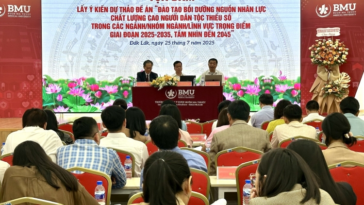 Hơnih tơm vei lăng hnam trương pơtho pơhrăm pơma dơnuh găh atŏk tơ iung khul bơ̆ jang hơgei bơngai kon kông