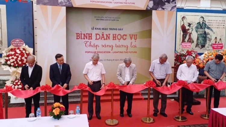 TƠƠP BHRỢ BH’RỢ P’CĂH “BÌNH DÂN HỌC VỤ - PA DƯR LIÊM PR’HAY PR’ĂT TR’MÔNG HA Y CHROO”