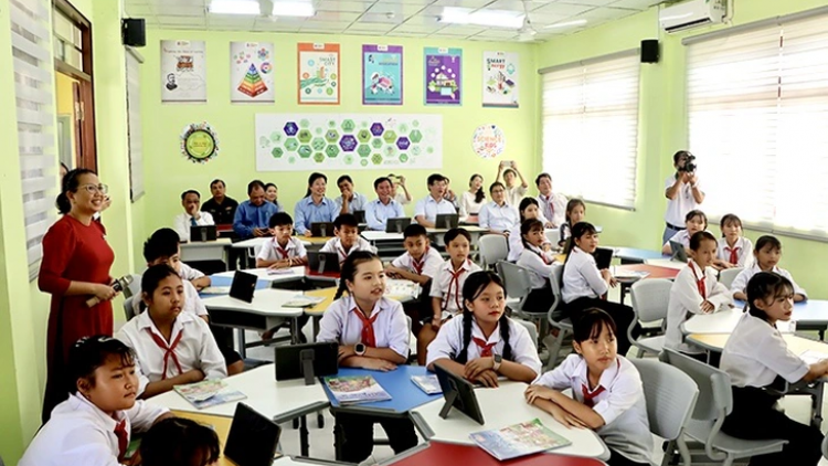 TINH DONG THAP BA TABIAK BUH JIEN TAME PADANG 14 SANG BAC PAMBUAK PAKAT DI DOM XA TAPEN NEGAR
