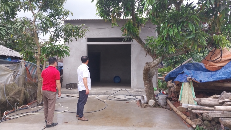 TUYÊN QUANG TẢY NẢI HẾT SLE NẮM NHẰNG LƯỜN RỦA KHÁT CÓN VẰN 31 BƯƠN 8