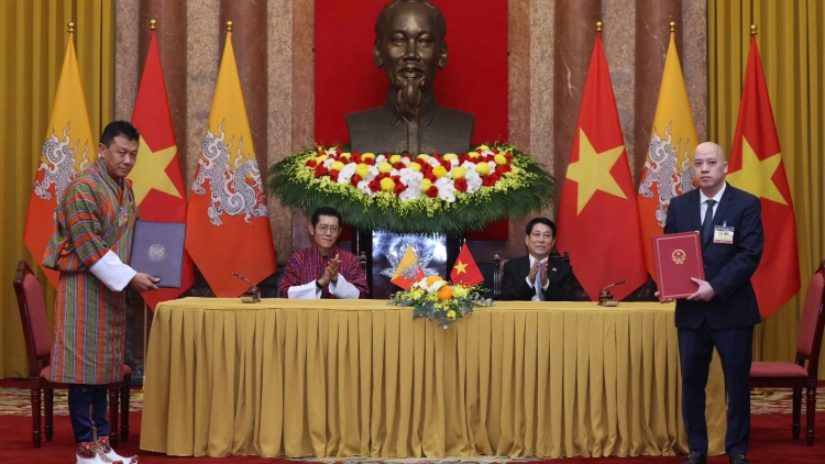 Củ tịc lơgar ồng Lương Cương pơrjum bơyai mờ Bơtau lơgar Bhutan