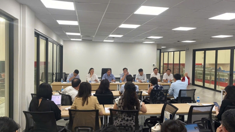 Mơđah tơbleăng “80 hơnăm troăng prôk Tơniăn krê – Tơniăn tâ – Hơniâp ro”