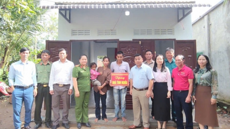 Dăk Lăk lơh gơs broă lơh tơn jơh hìu ing, hìu ồm sèt nhăt dà mìu