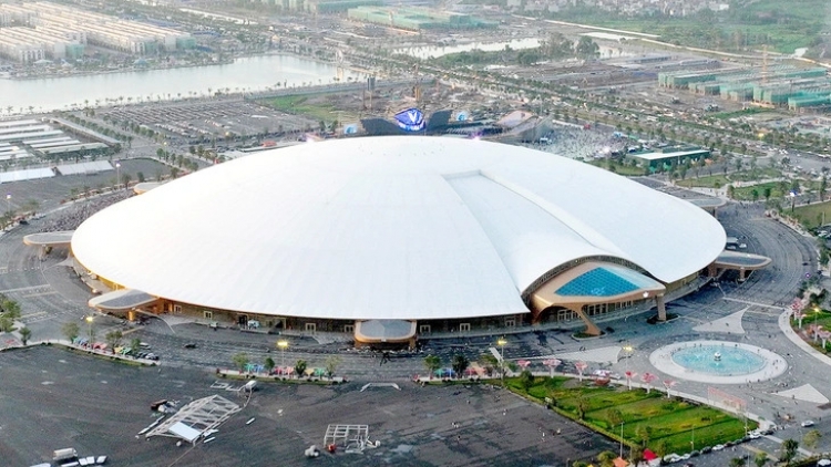 ពត៌មាន ម៉ោង​ ៦