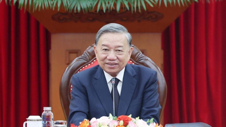 ពត៌មាន​ម៉ោង៦