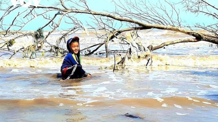 ពត៌មាន ម៉ោង ១៥