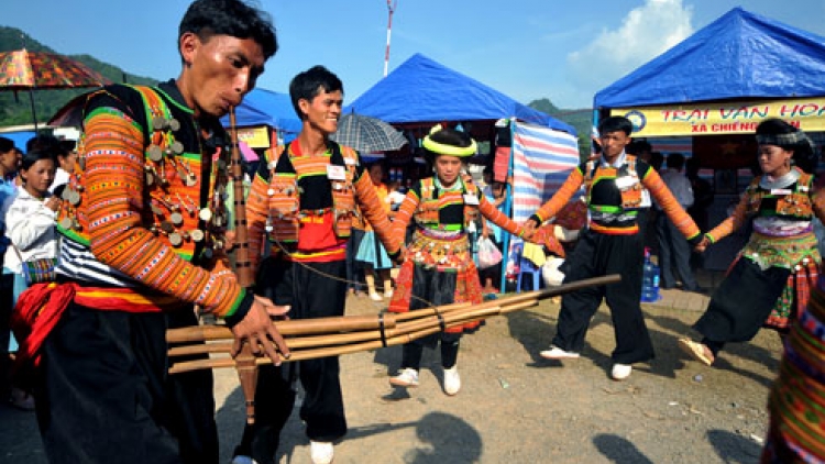 Tsaz yênhx suôz gâux mênhx cxưx tsơưs nênhs hnuz 16-8-2025