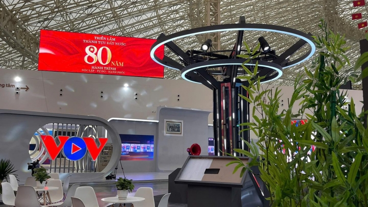 Hơdip hrŏm jua pôr pơhing mơng Gong phun jua pơhiăp dêh čar Việt Nam