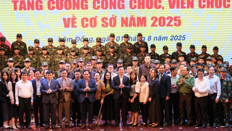 Lâm Đồng n’hao cán bộ ƀư nau đăp mpăn săk tam n’gâng kan gưl xã