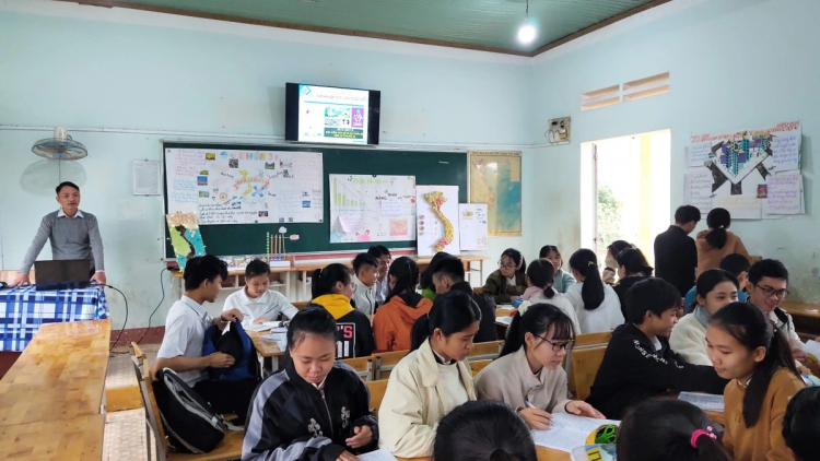 MENTRI PATO MEGRU MEK PANUAC NDOM MEYAI PASIAM DOM MON BAC