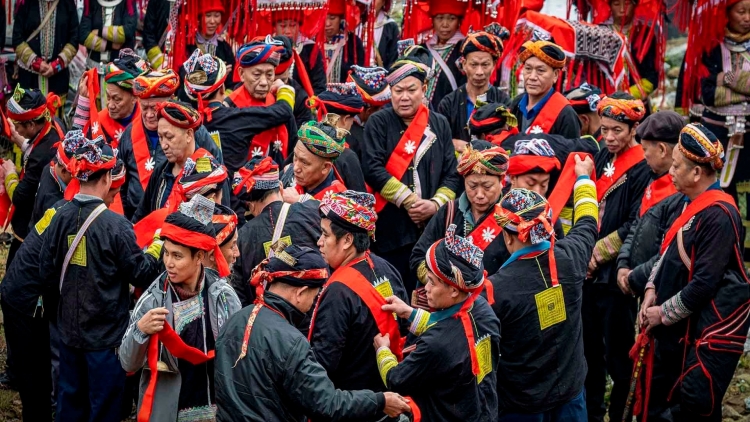 Lầy tzình thzáng ca páo dung thứ 6 hoi 29/8/2025