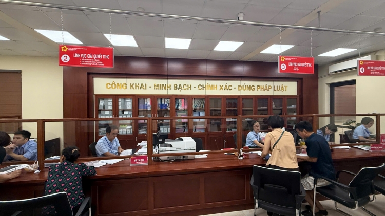 QUẢNG NINH: HẾT ĐÂY MỪA TỈ FUÔNG HẾT VIỂC NÈM SLOONG THẮN 