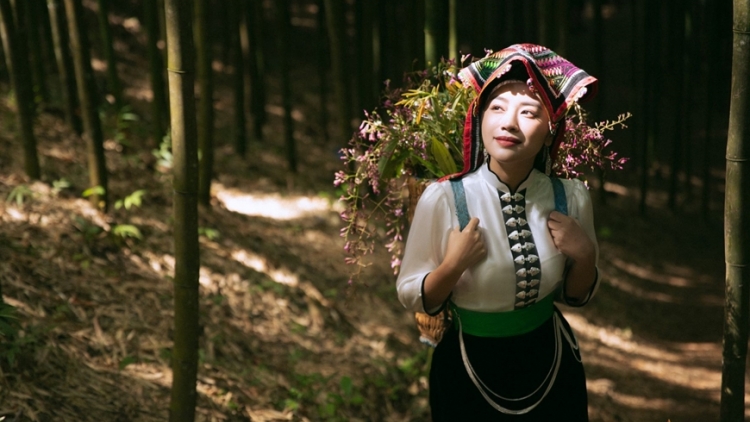 Quam kháo phổng Tày Bắc thứ  5 mự 21 căm bườn 8 pì 2025