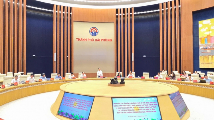 Phŏ Thủ tướng Hồ Đức Phớc năm pơm jang hăm pơlei tơm Hải Phòng