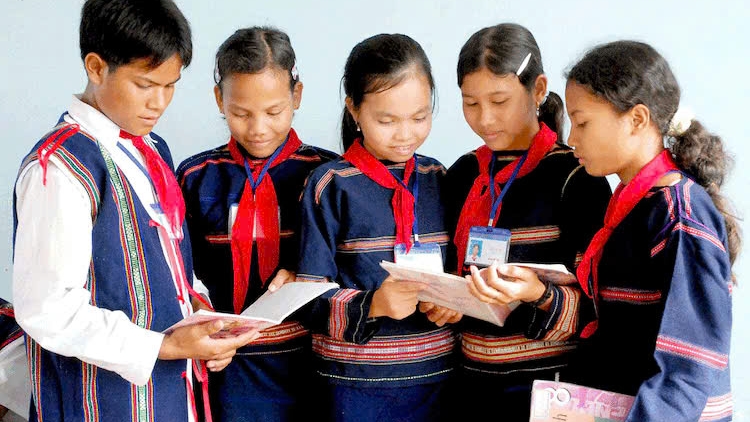 Jơnau lồi poh: "Kòn bơsram hơ̆ sồng ngăc ngar"