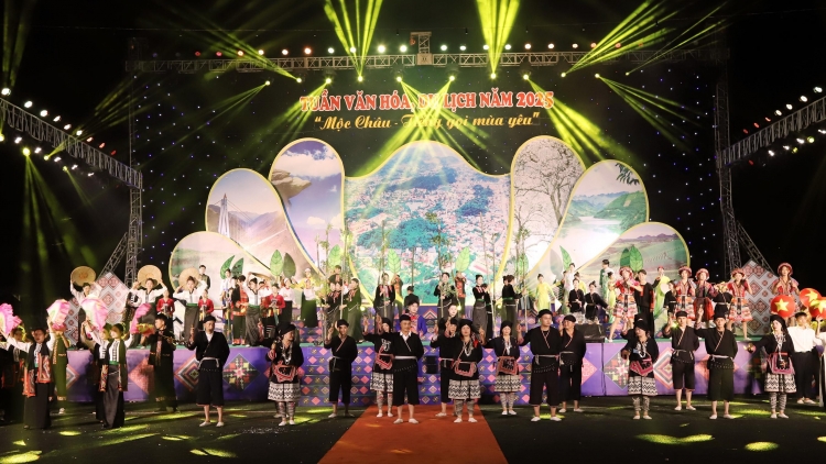  Quam kháo phổng Tày Bắc thứ 4 mự 03 căm bườn 9 pì 2025