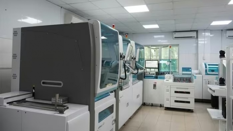 មន្ទីរពេទ្យមជ្ឈឹម កឹនធើ ដំណើរការប្រព័ន្ធពិនិត្យវិភាគដោយស្វ័យប្រវត្តិ បំរើប្រជាជនដីសណ្តទន្លេគីវឡុង