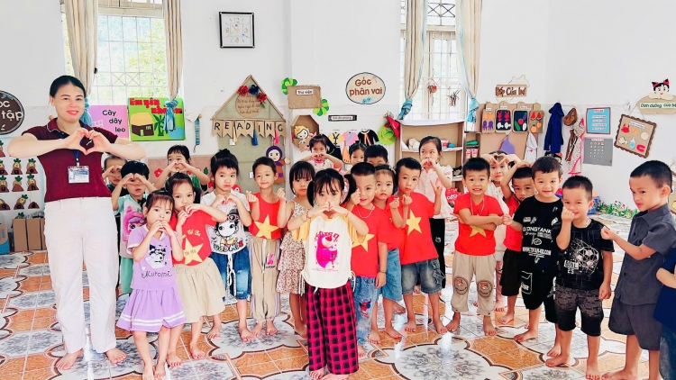 HÔN HỈ THÂNG TRƯỜNG SLON SLƯ LĂNG XÁ PHÂN CẢI NẶM TỘNG DÚ TẨN LƯỢT